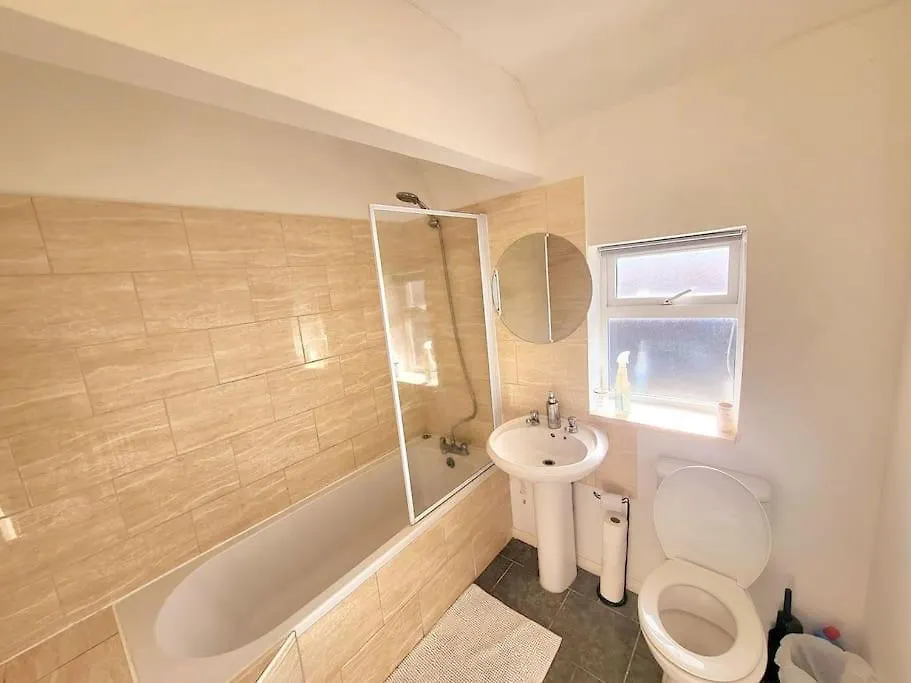 Apartamento Cosy Entire 3 Bed House With Free Parking Nottingham Reino Unido